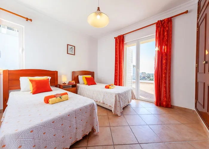 Villa Azzurra By Algarve Vacation Albufeira