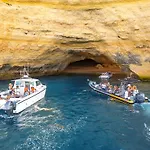 Azzurra - Piscina E Ping Pong Em فيلة البوفيرا