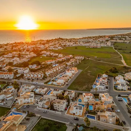 Azzurra By Algarve Vacation Villa Albufeira